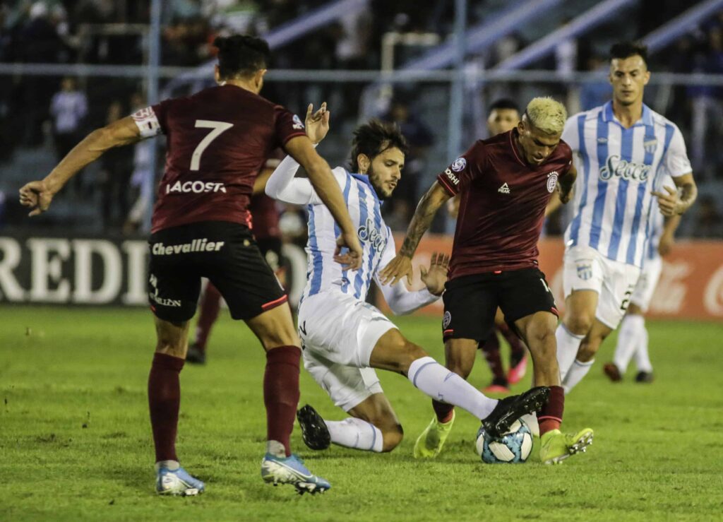 atletico-lanus-1024x739.jpg