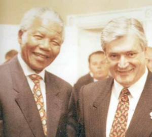 con_mandela_b